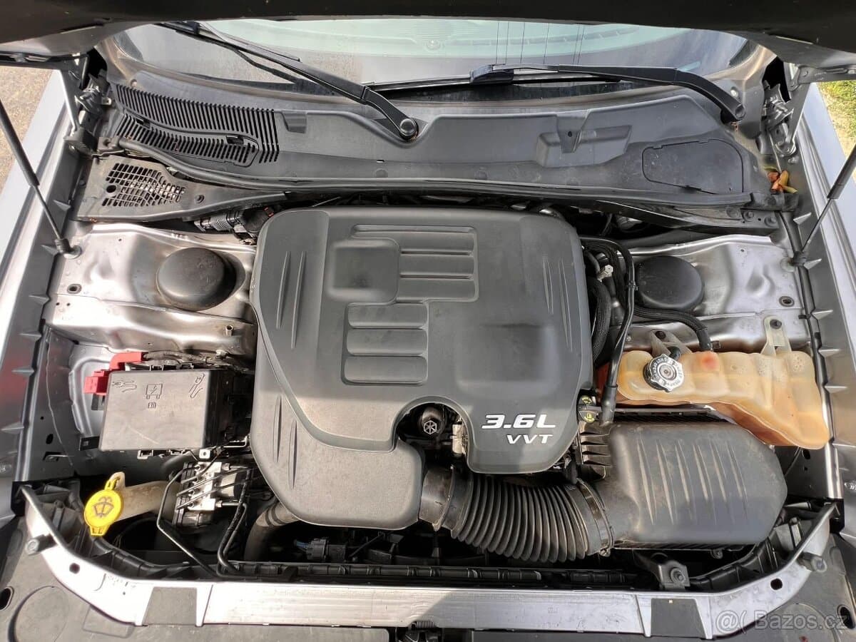 2018 Dodge CHALLENGER - 8