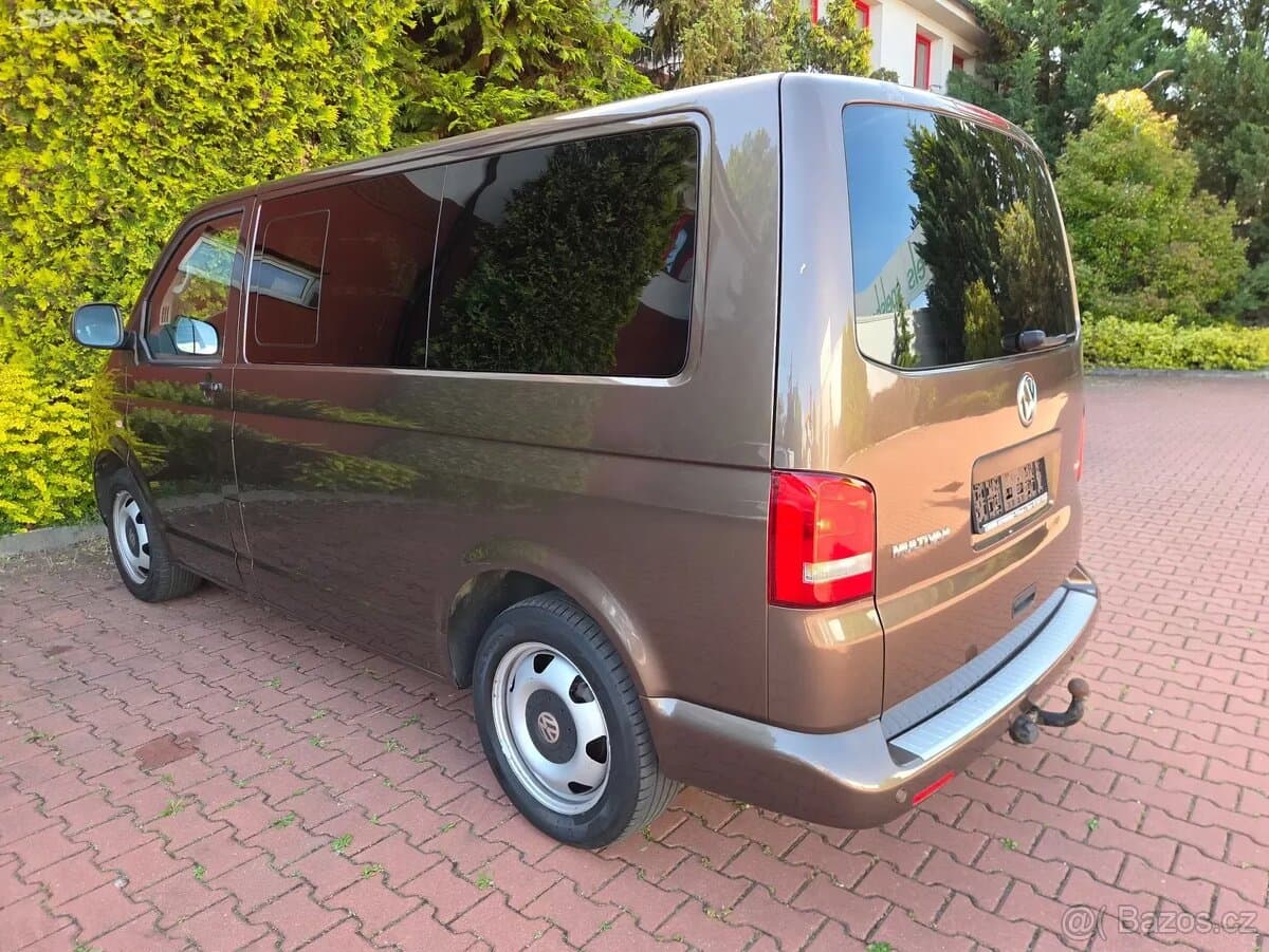 2010 Volkswagen MULTIVAN - 8