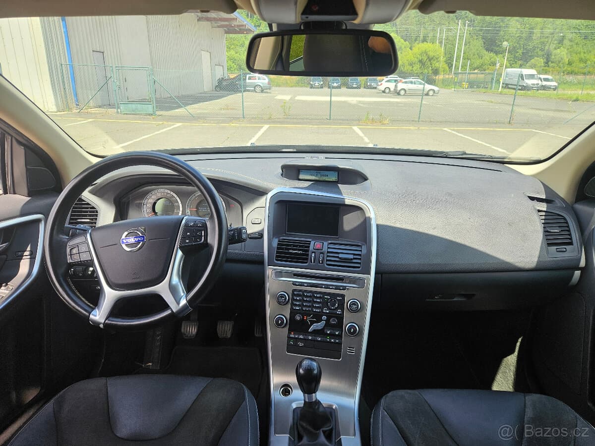 2010 Volvo XC60 - 8