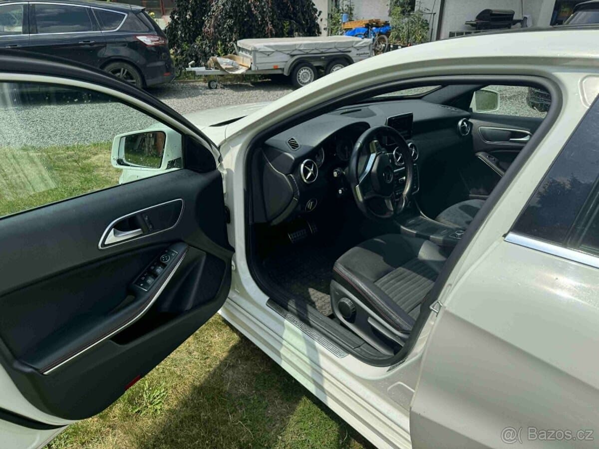 2015 Mercedes-Benz OSTATNÍ - 8