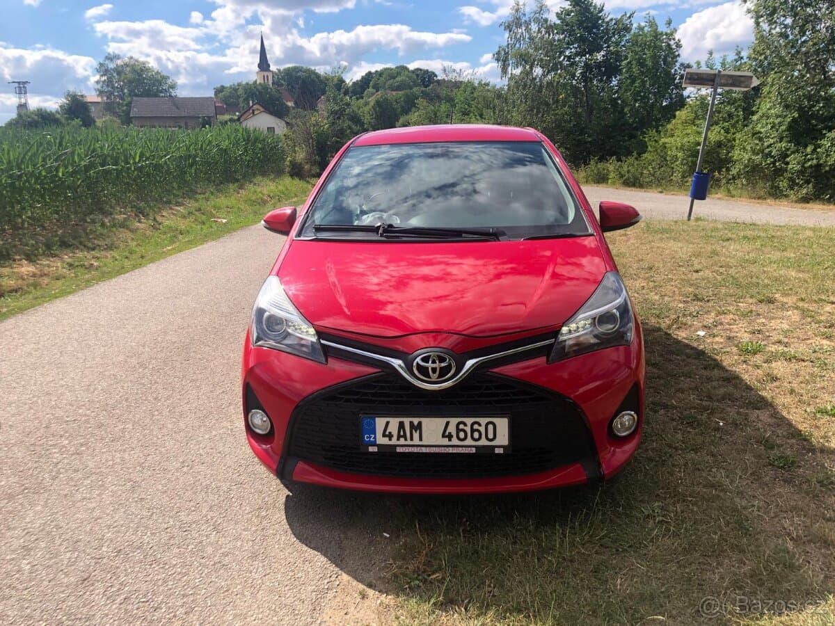 2015 Toyota YARIS - 8