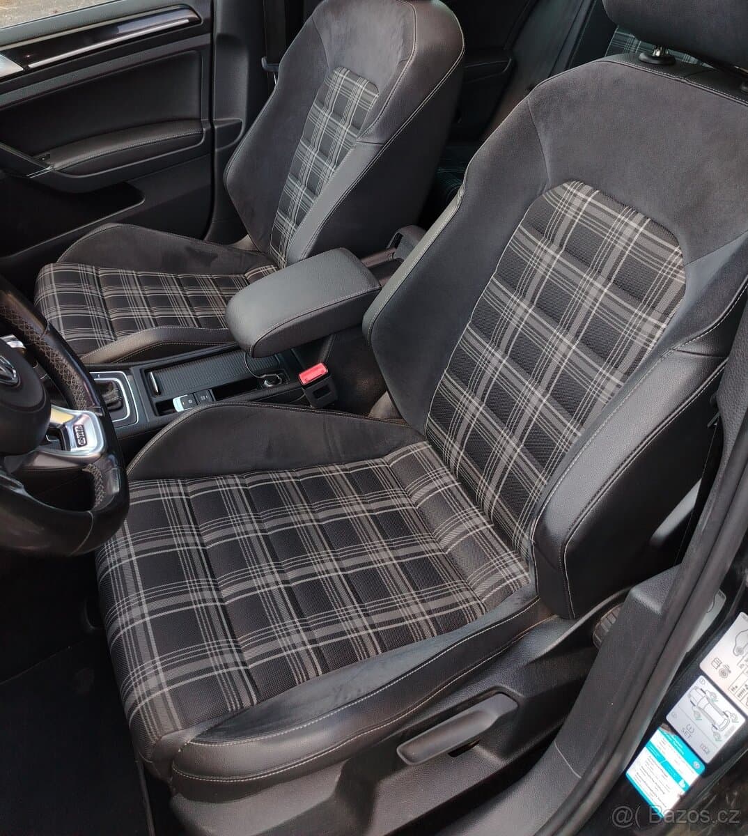 2016 Volkswagen GOLF - 8