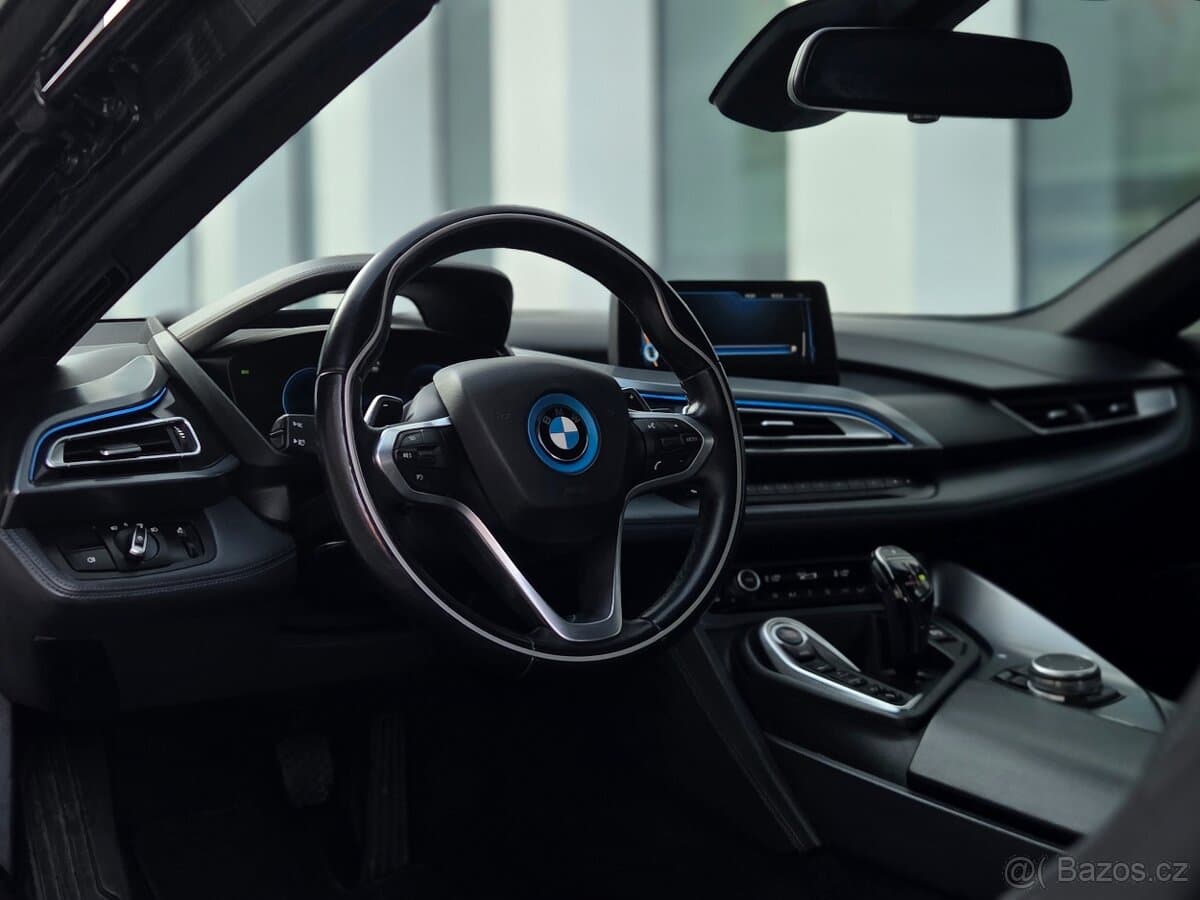 2015 BMW i8 - 8
