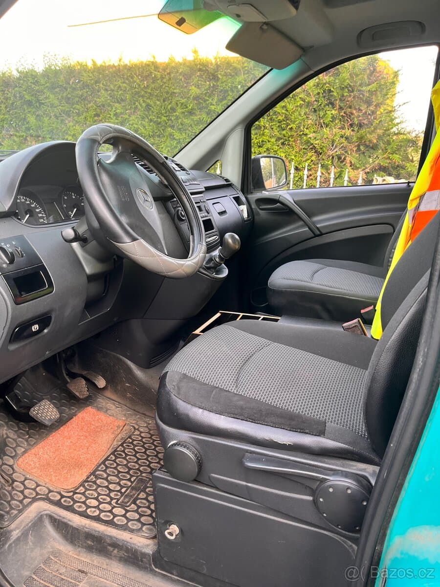 2011 Mercedes-Benz VITO - 8