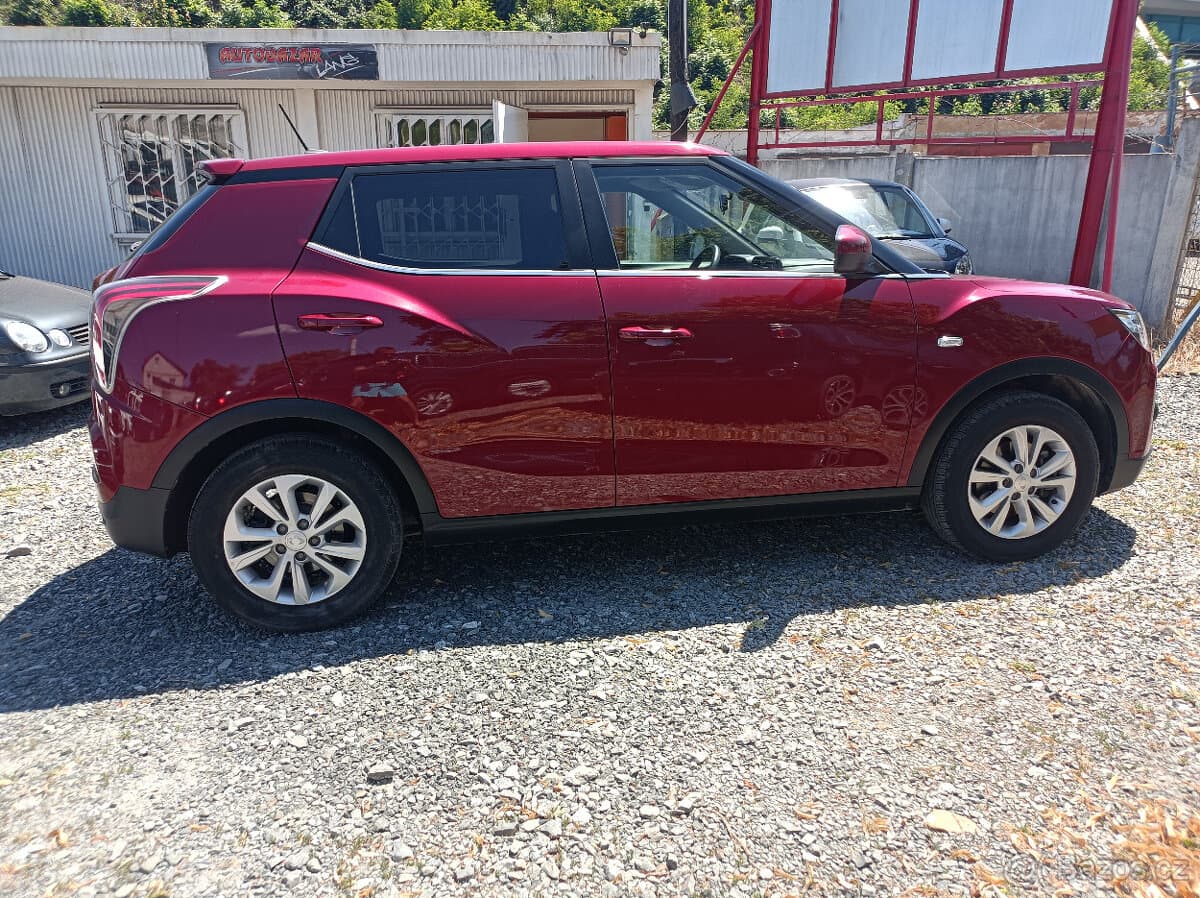2020 SsangYong TIVOLI - 8