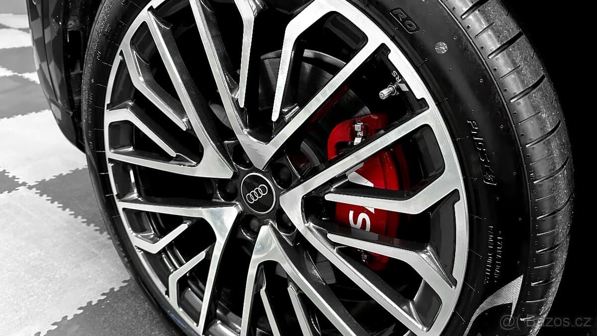 2025 Audi SQ5 - 8