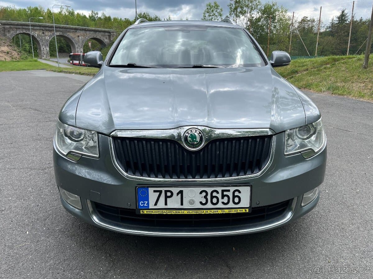 2010 Škoda SUPERB - 8