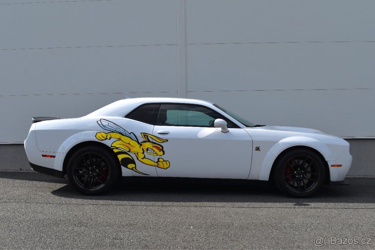 2020 Dodge CHALLENGER - 8