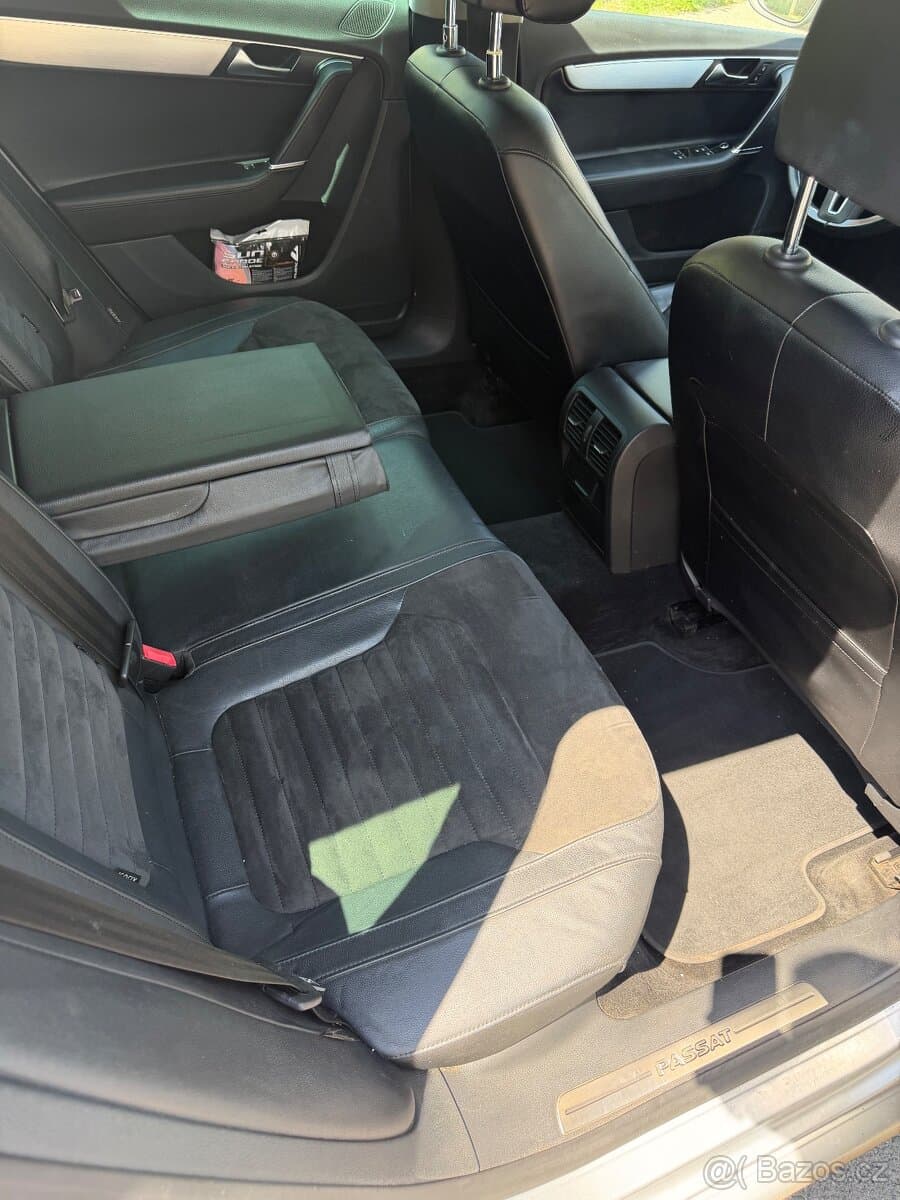 2013 Volkswagen PASSAT - 8