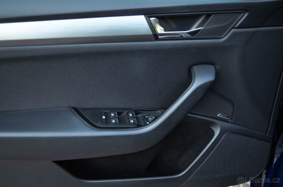 2015 Škoda SUPERB - 8
