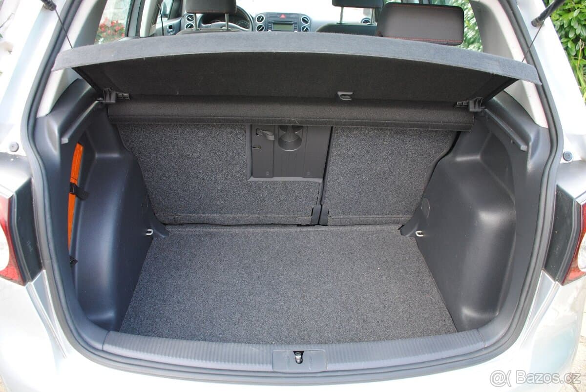 2006 Volkswagen GOLF - 8