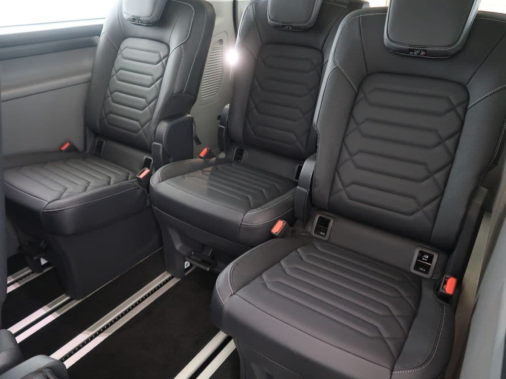 Ford TOURNEO - 8