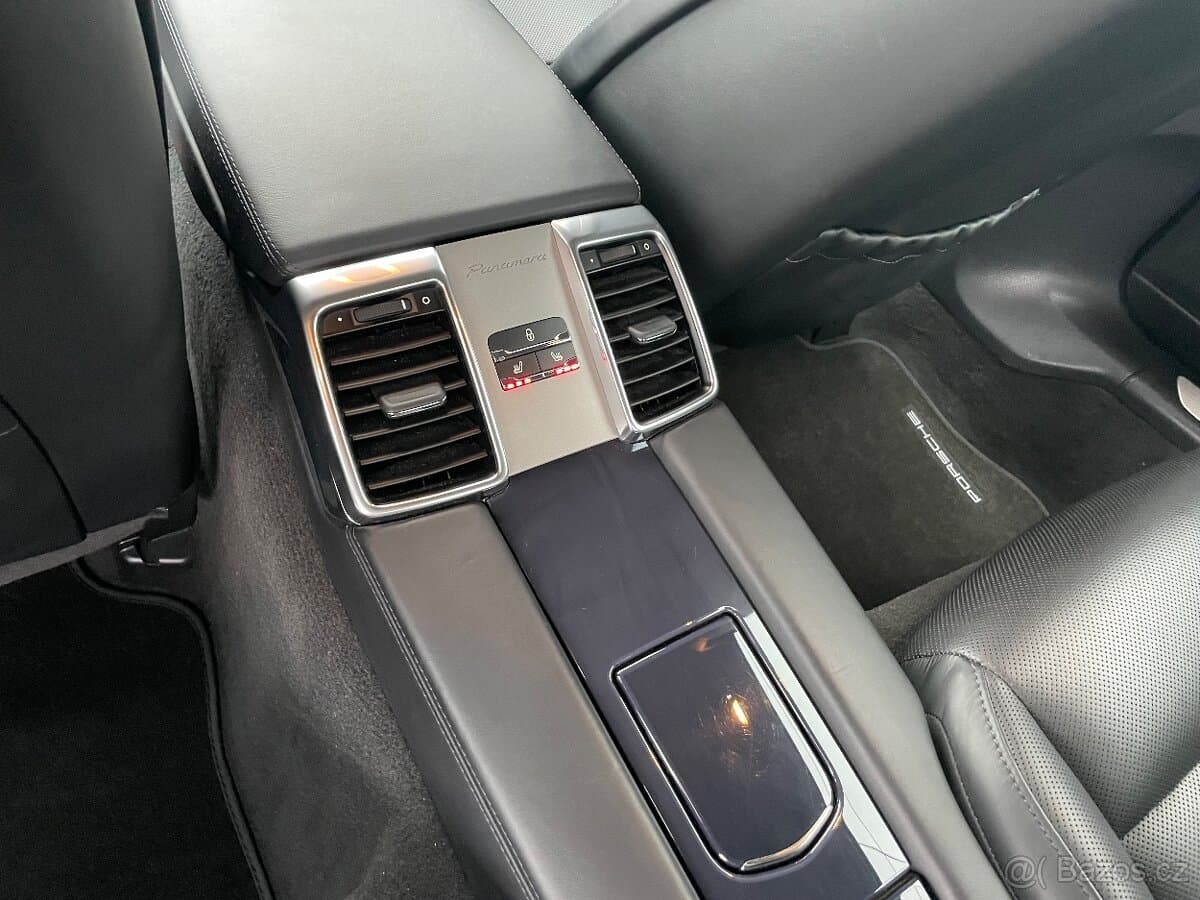 2013 Porsche PANAMERA - 8