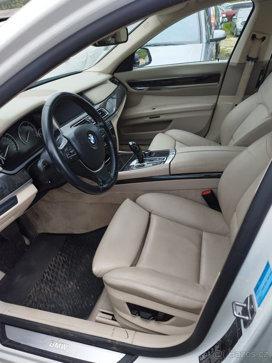 2011 BMW 7-SERIES - 8