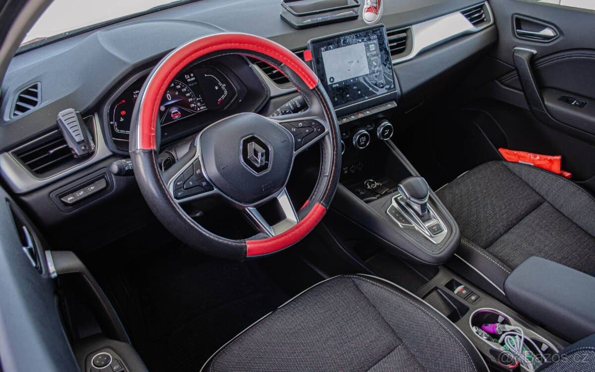 2023 Renault CAPTUR - 8