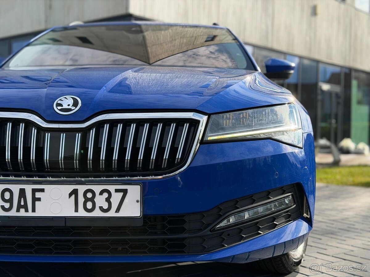 2022 Škoda SUPERB - 8