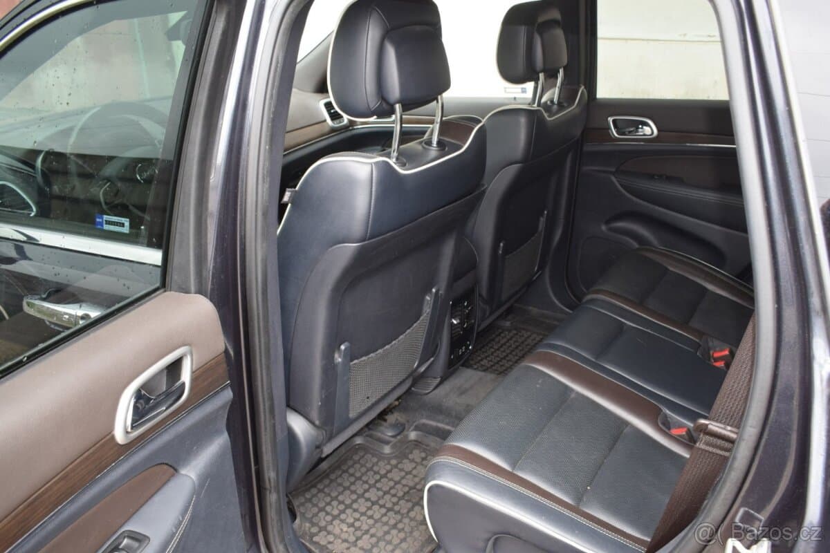2013 Jeep CHEROKEE - 8