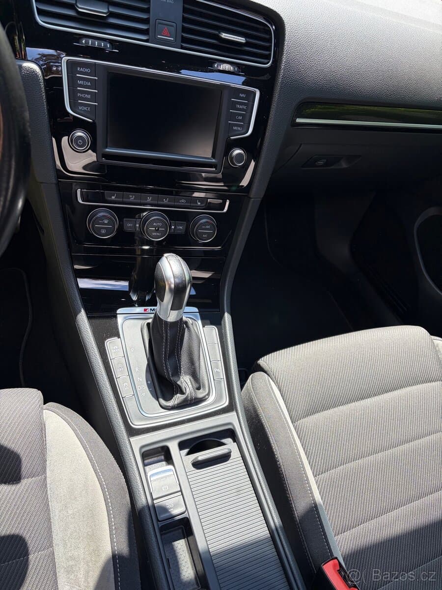 2016 Volkswagen GOLF - 8