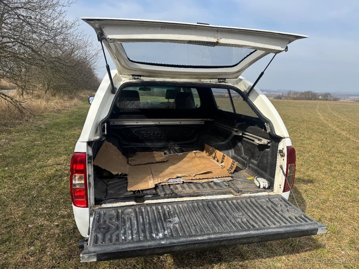 2015 Nissan NAVARA - 8