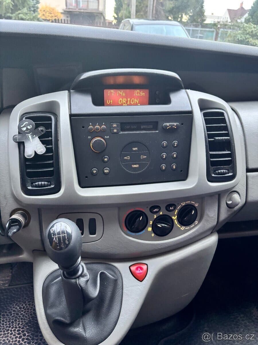 2005 Opel VIVARO - 8
