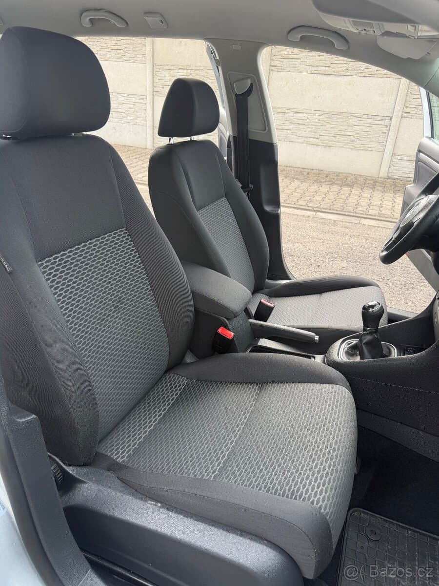 2012 Volkswagen GOLF - 8