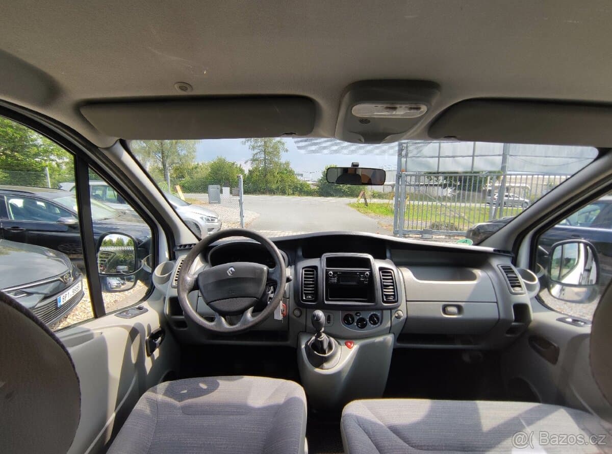 2013 Renault TRAFIC - 8