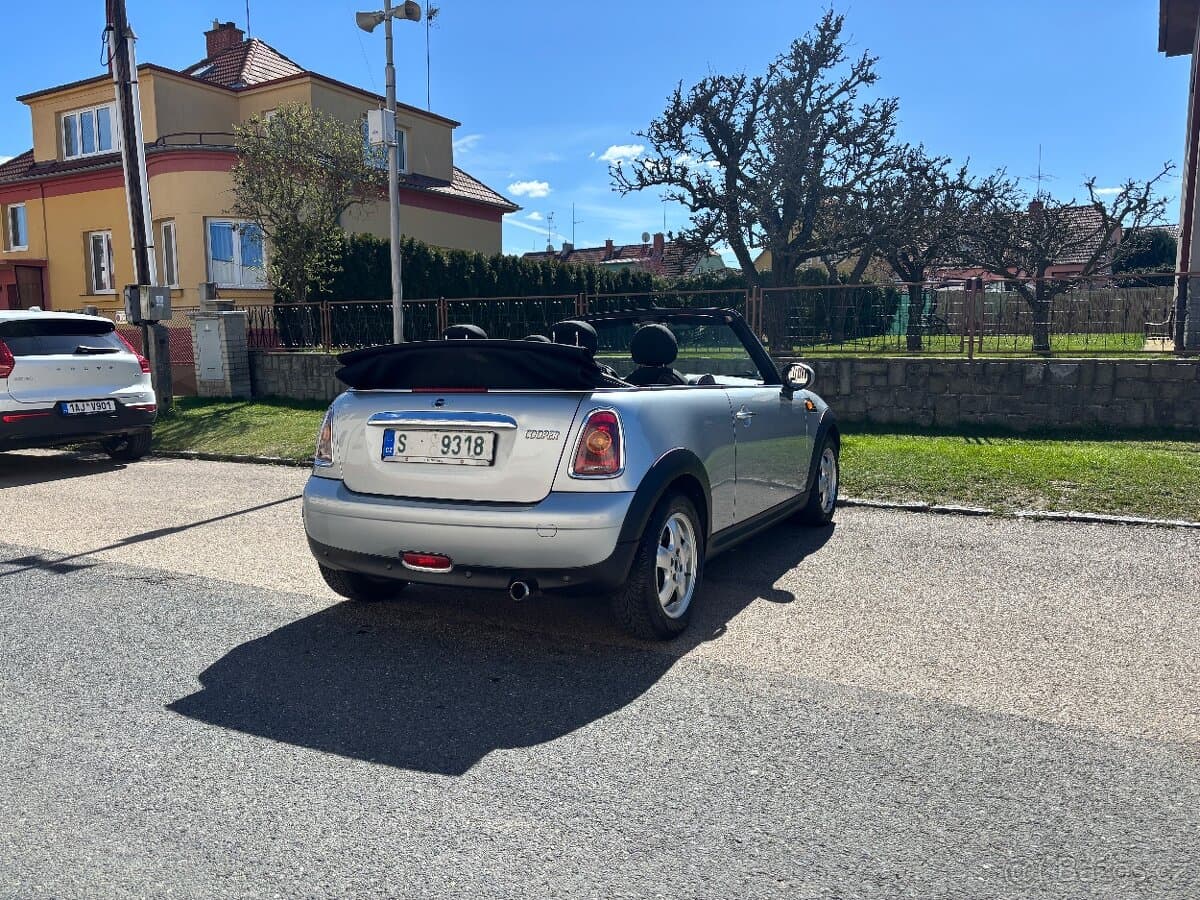 2009 Mini COOPER - 8
