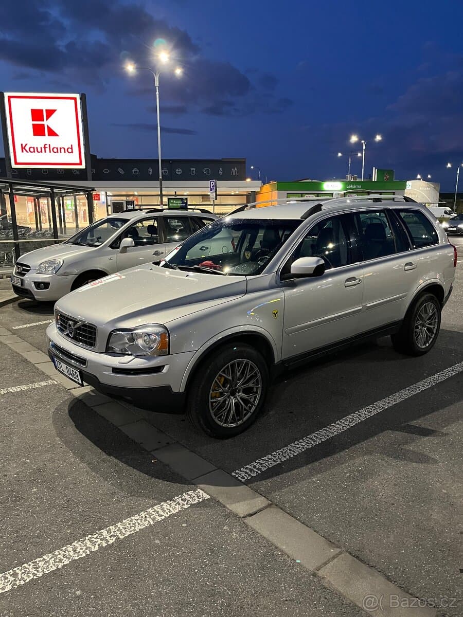 2011 Volvo XC90 - 8