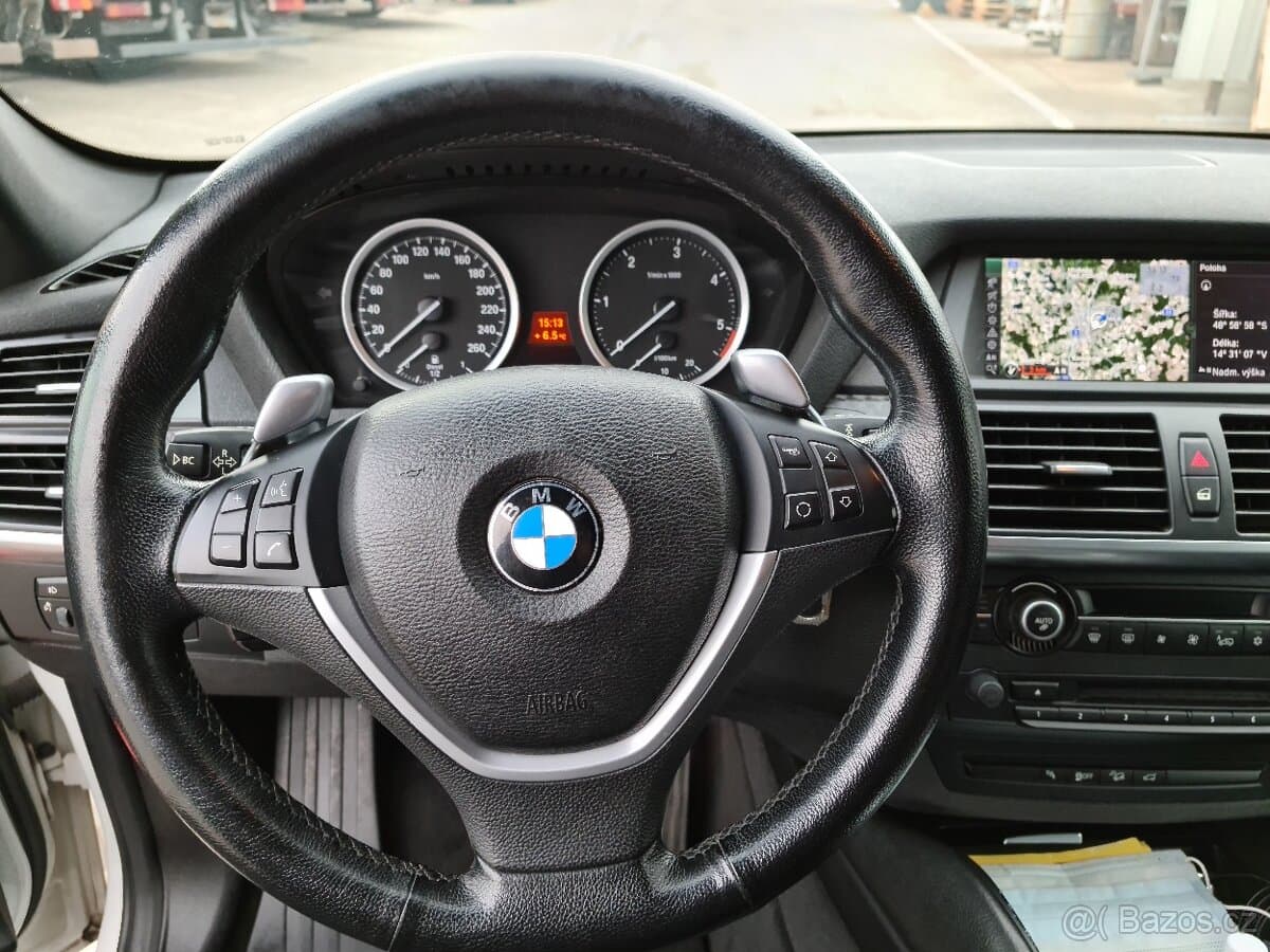 2011 BMW X6 - 8