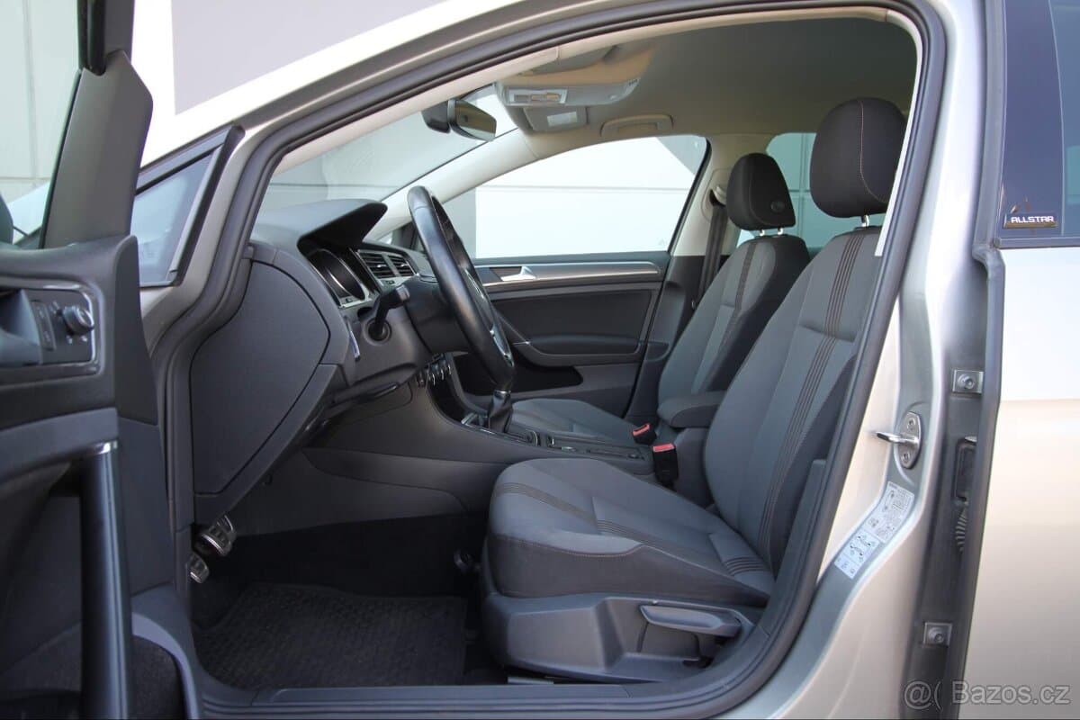 2016 Volkswagen GOLF - 8