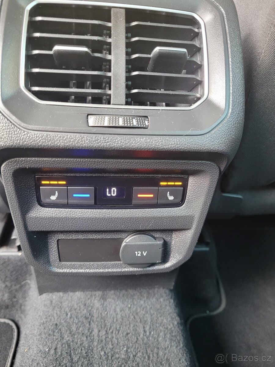 Volkswagen TIGUAN - 8