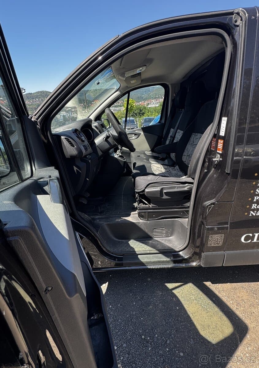 2015 Renault TRAFIC - 8