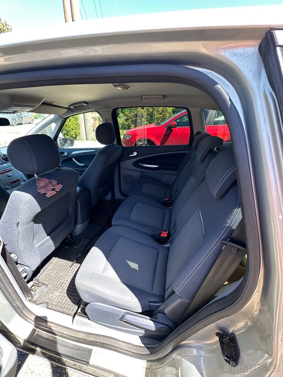 2010 Ford S-MAX - 8