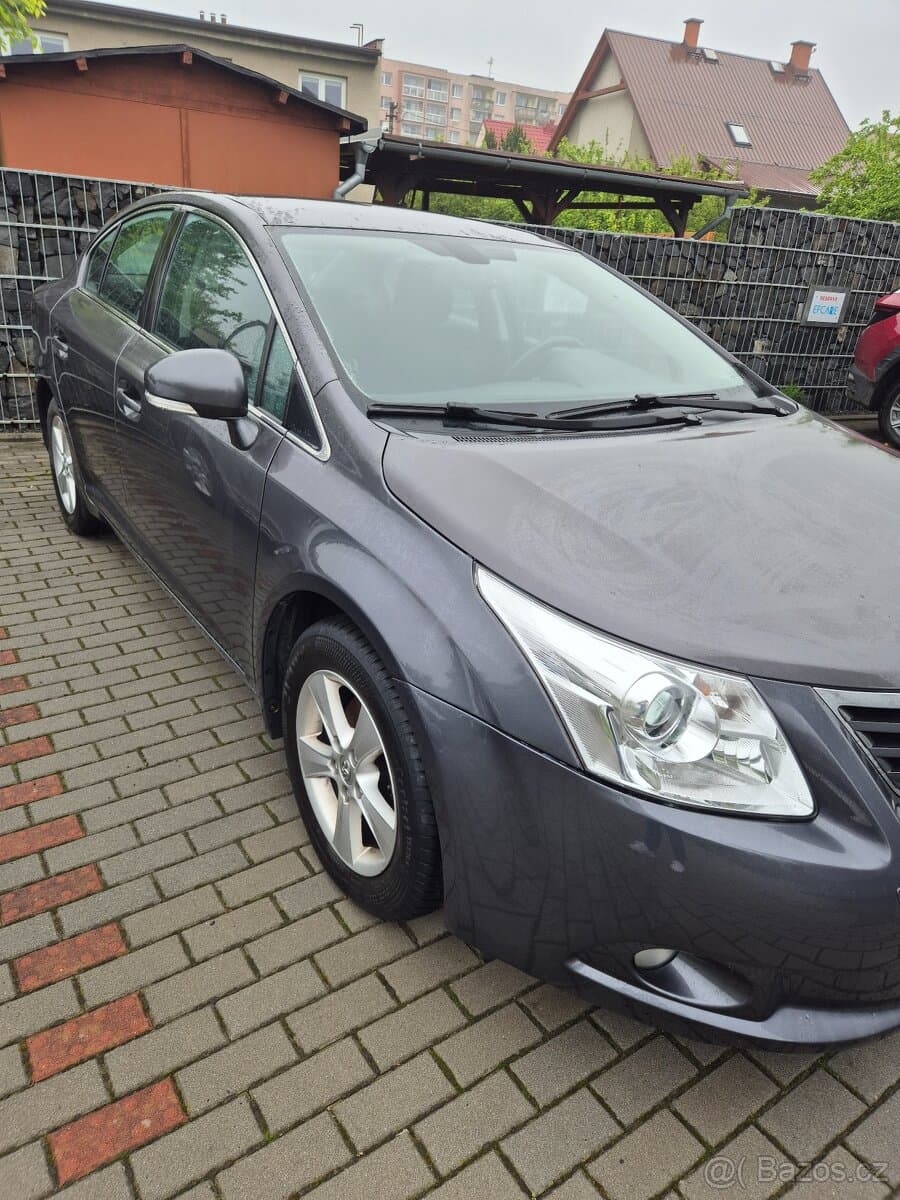 Toyota AVENSIS - 8