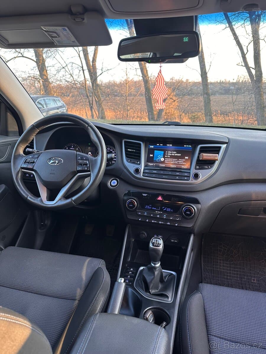 2016 Hyundai TUCSON - 8