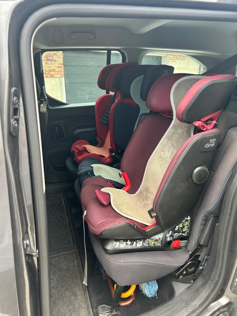 Peugeot RIFTER - 8
