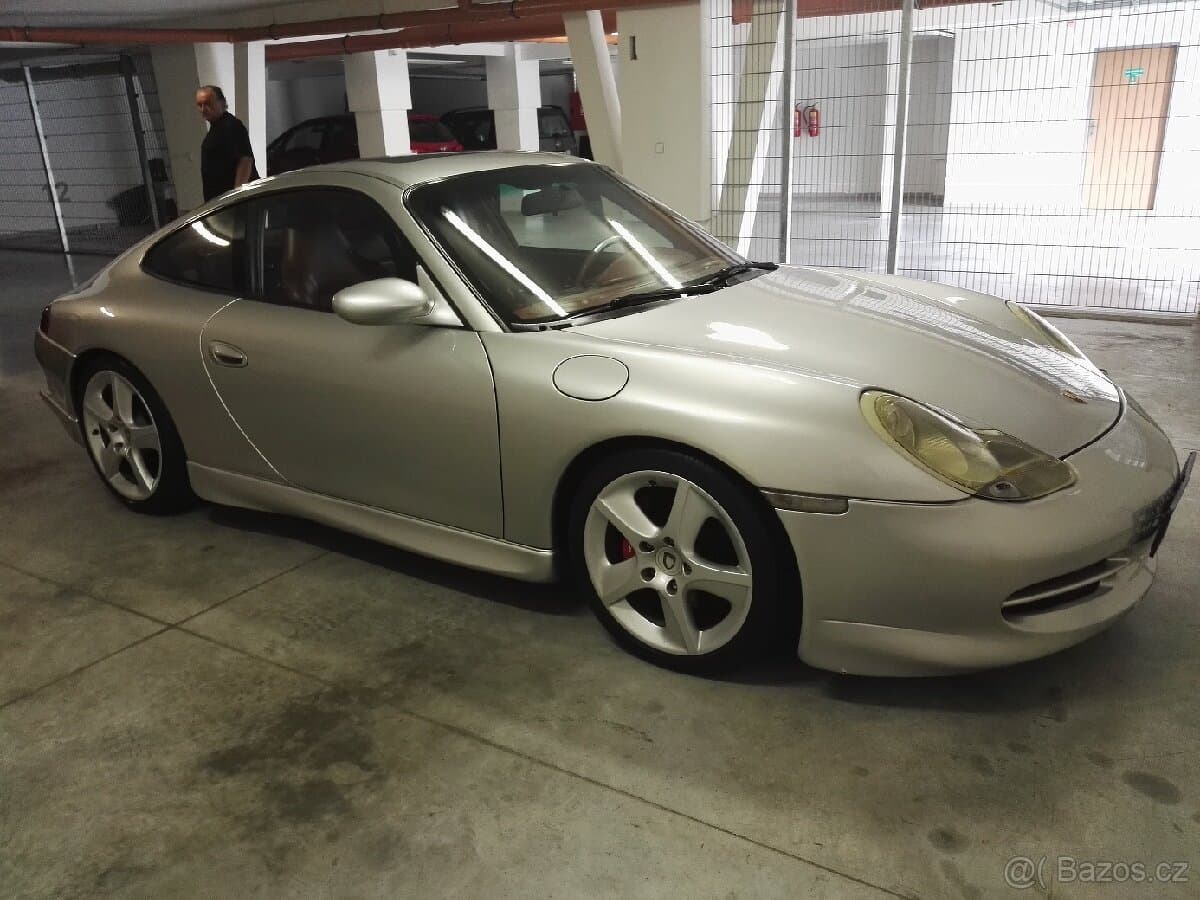 Porsche 911 - 8