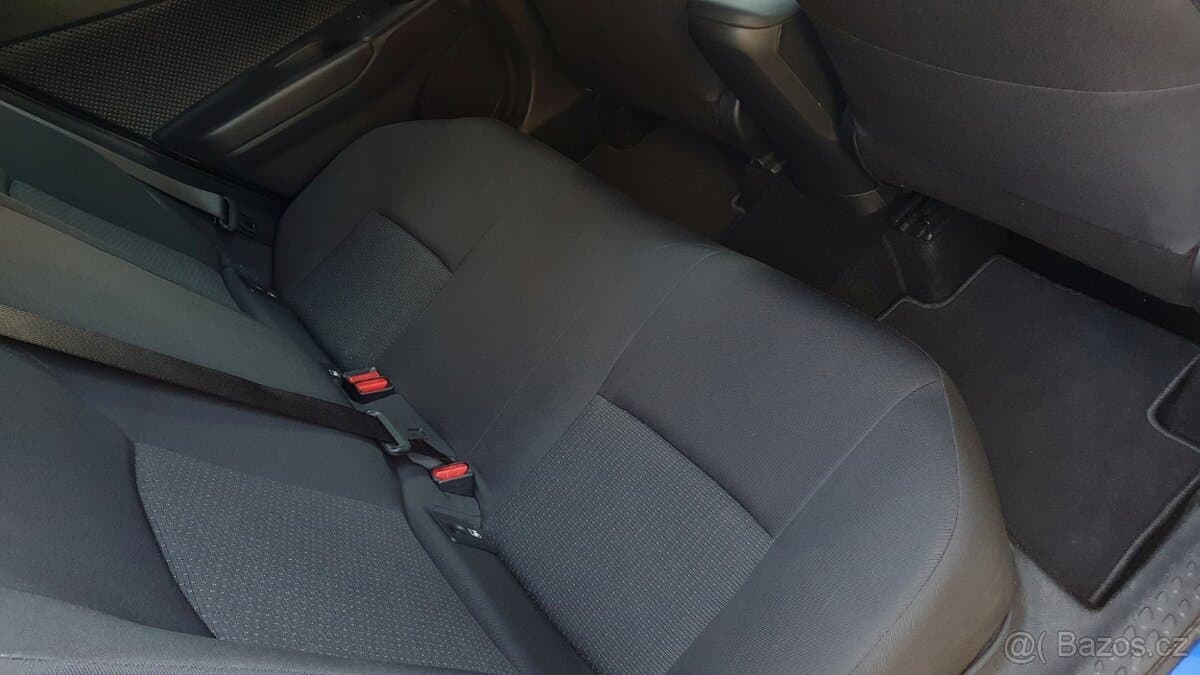2017 Toyota C-HR - 8