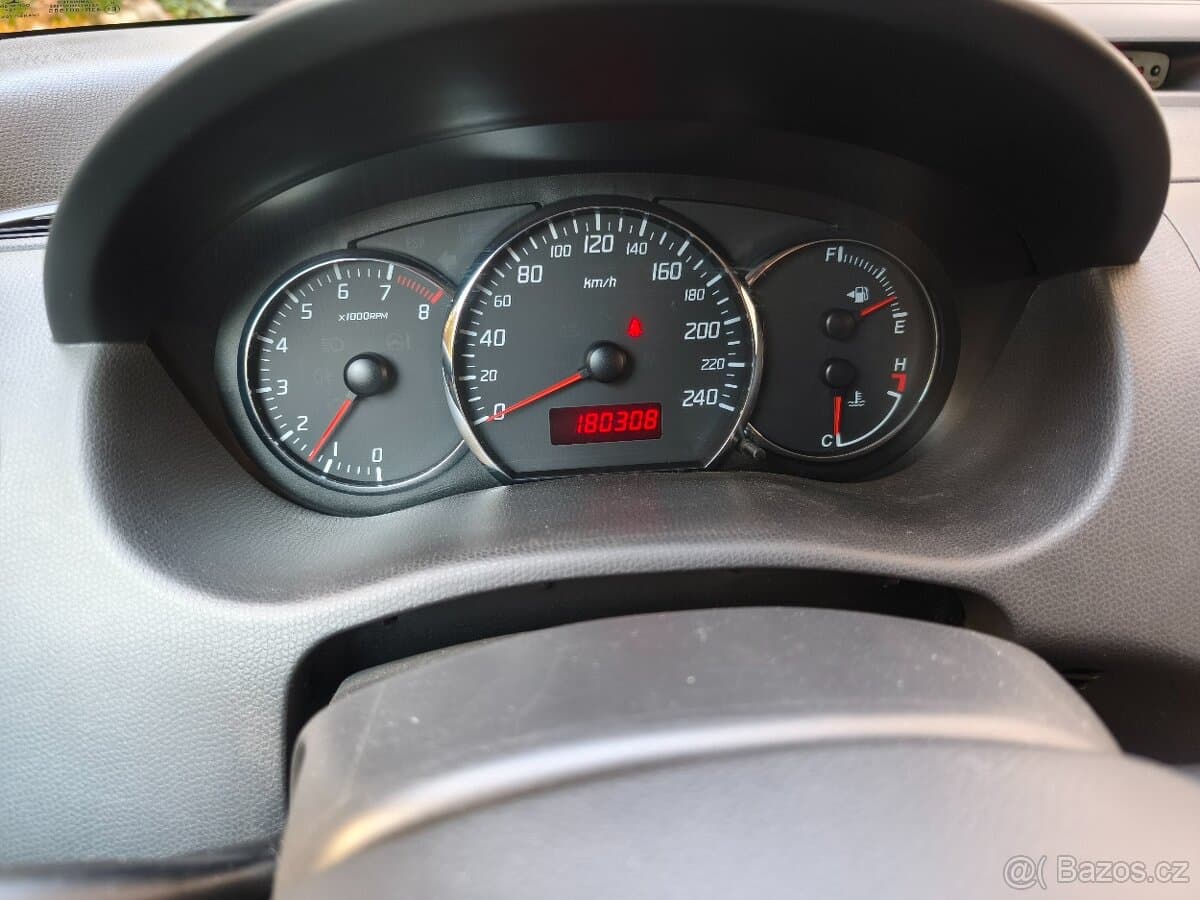 2009 Suzuki SWIFT - 8