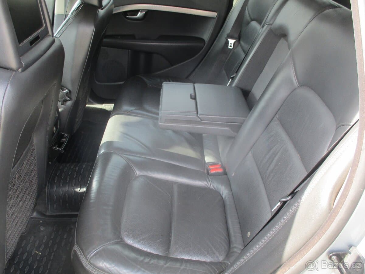 2010 Volvo XC70 - 8