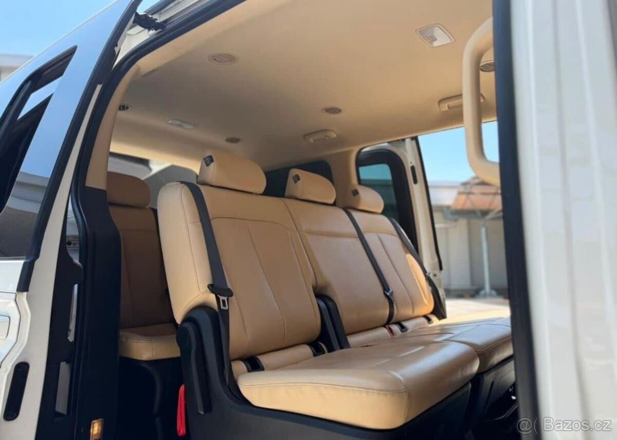 2023 Hyundai STARIA - 8