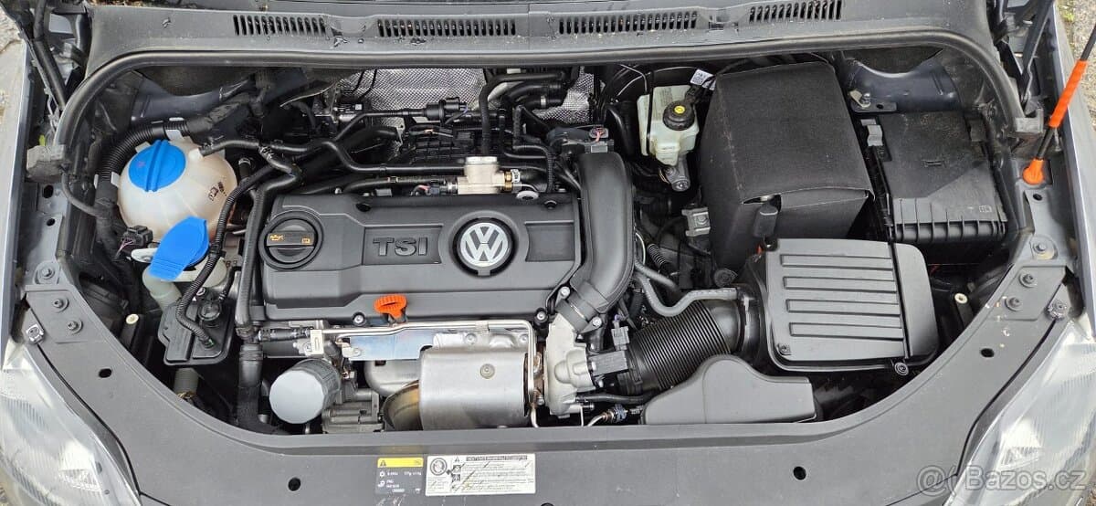 2013 Volkswagen GOLF - 8