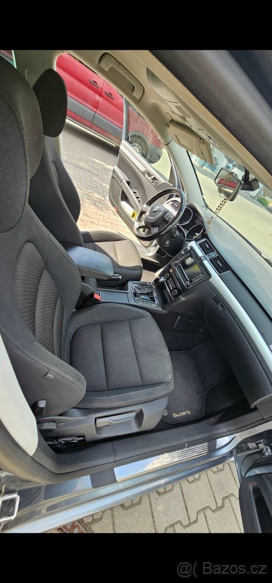 2013 Škoda SUPERB - 8