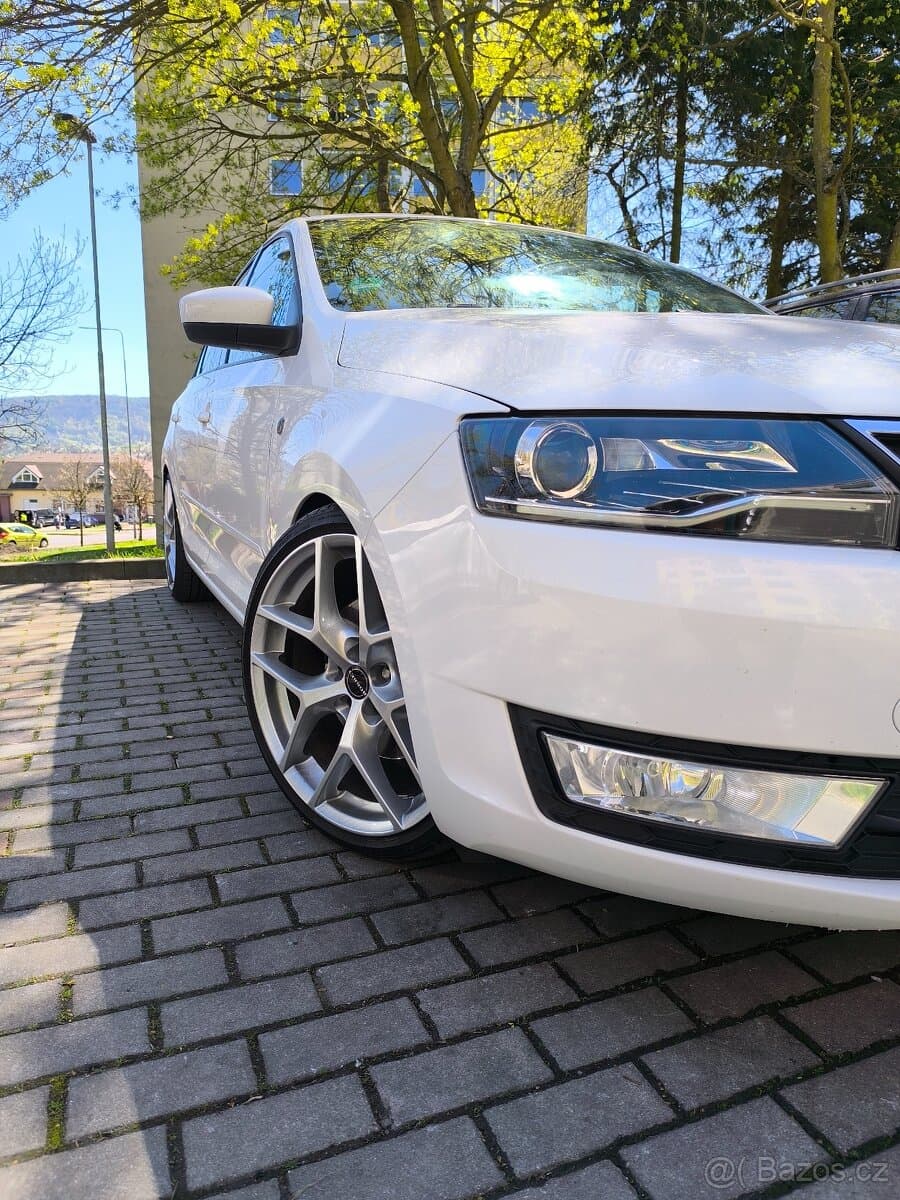 Škoda RAPID - 8