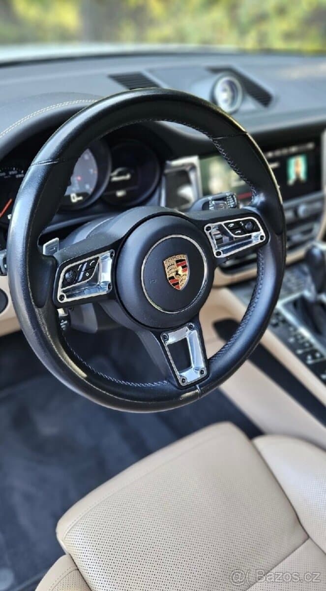 2019 Porsche MACAN - 8