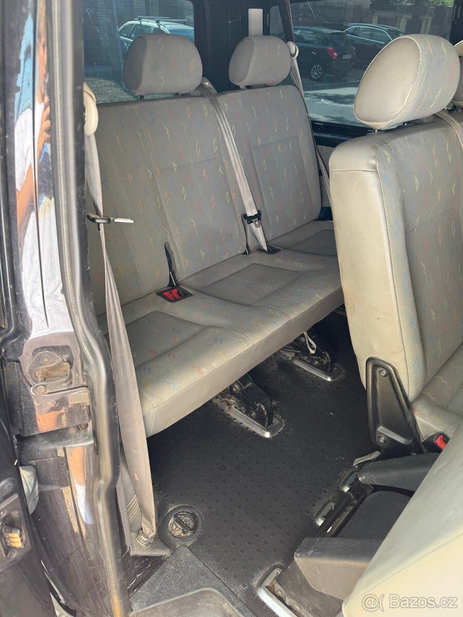 2004 Volkswagen TRANSPORTER - 8