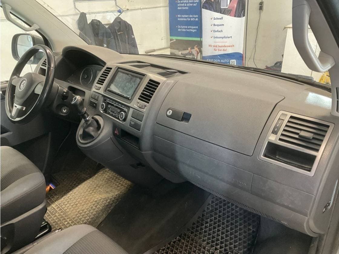 2014 Volkswagen MULTIVAN - 8
