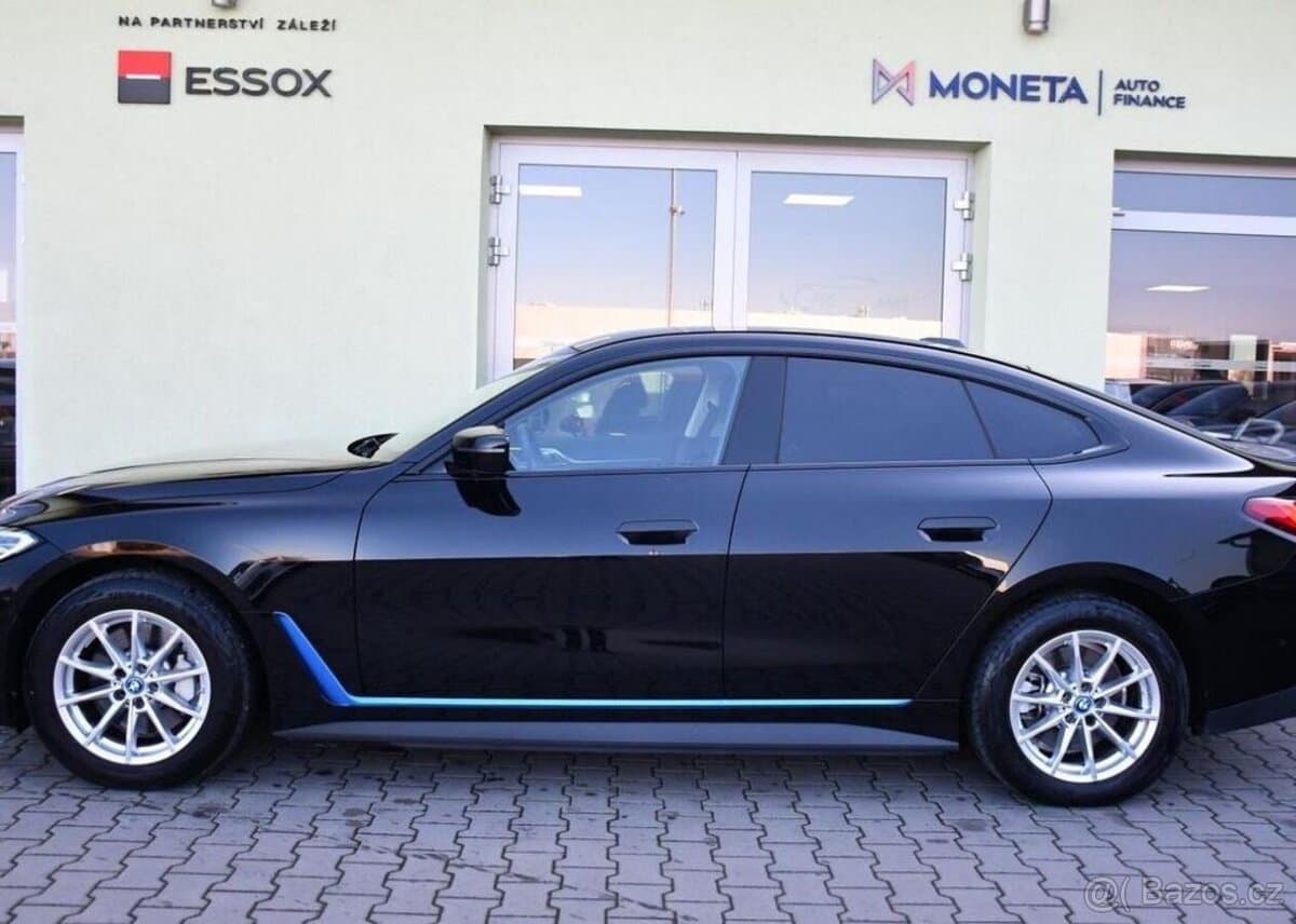 2023 BMW i4 - 8
