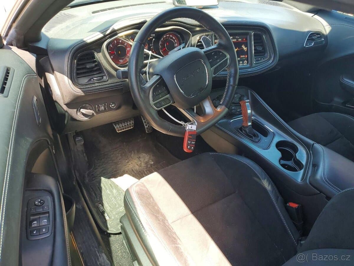 2021 Dodge CHALLENGER - 8
