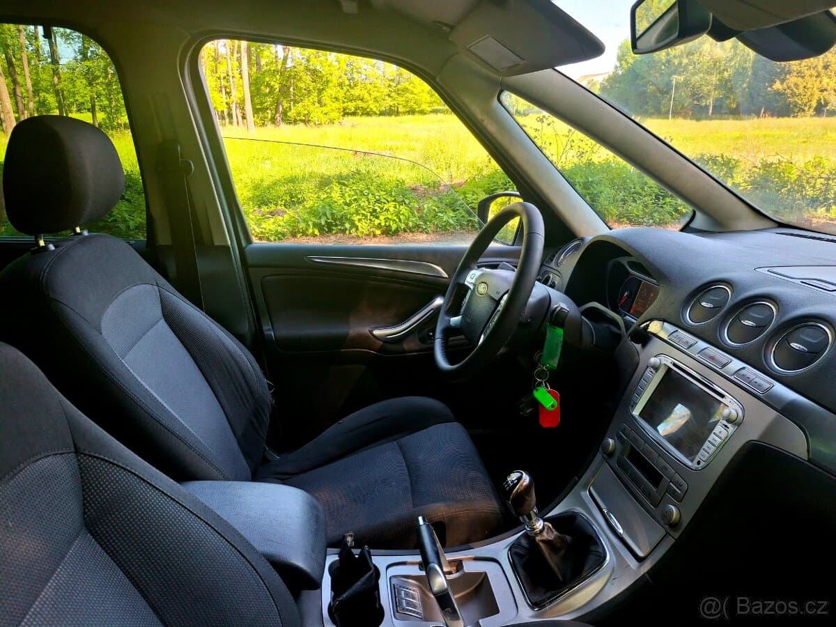2011 Ford GALAXY - 8